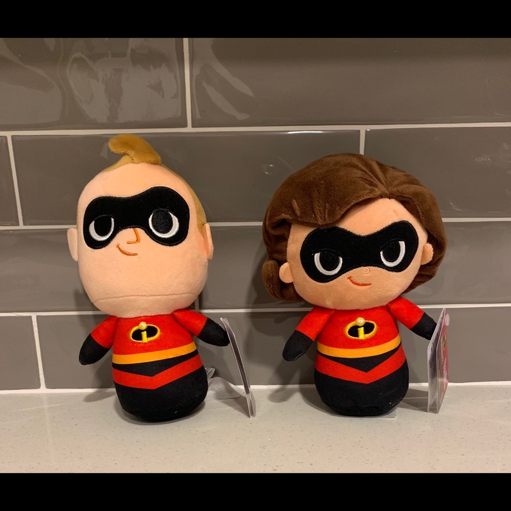 Funko Super Cute Plushies Mr & Mrs. Incredibiles 2